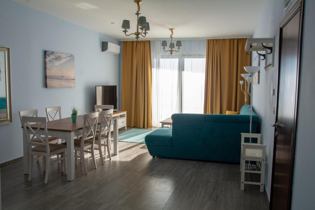 Lux Apartments Pinctada Добра вода Екстериор снимка