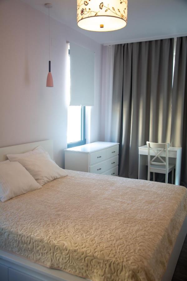 Lux Apartments Pinctada Добра вода Екстериор снимка