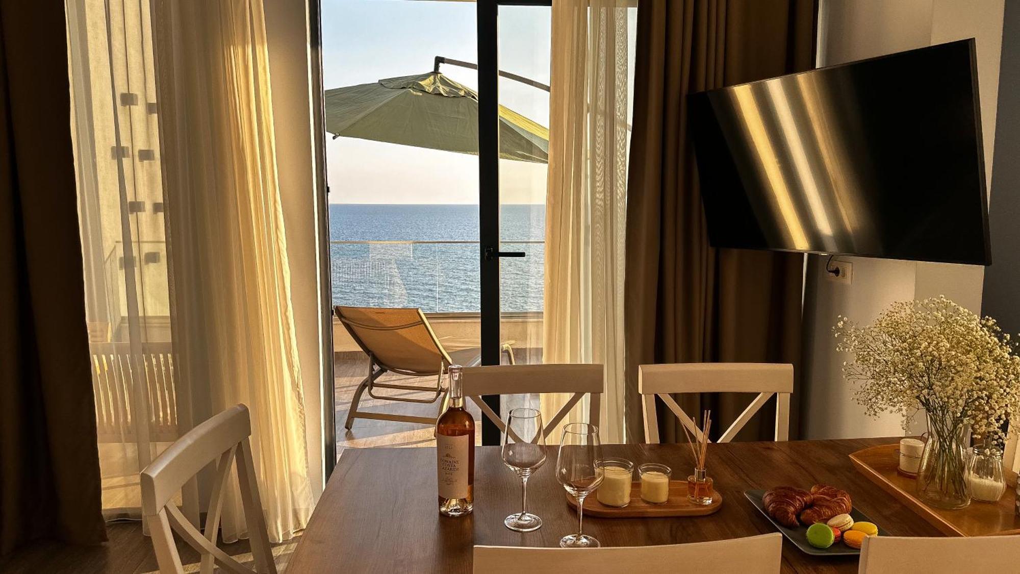 Lux Apartments Pinctada Добра вода Екстериор снимка